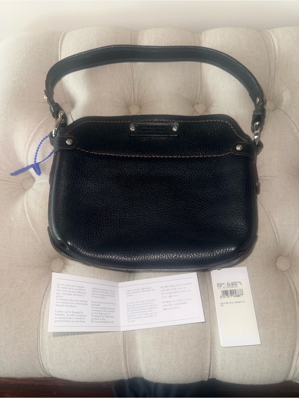 Salvatore Ferragamo Vintage 21 A303 Black Pebbled Leather Bag FULL SET
